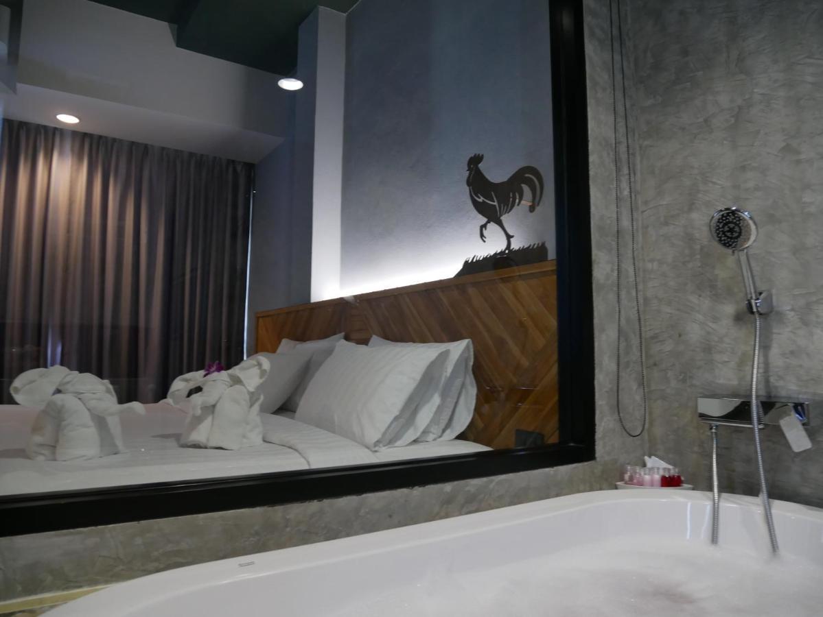 Ou Hotel Пхитсанулок Экстерьер фото