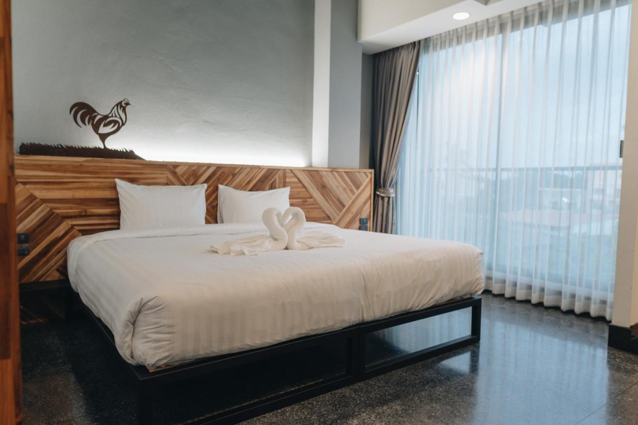 Ou Hotel Пхитсанулок Экстерьер фото