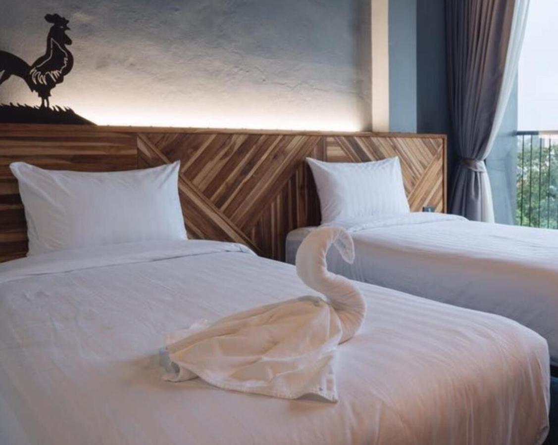 Ou Hotel Пхитсанулок Экстерьер фото