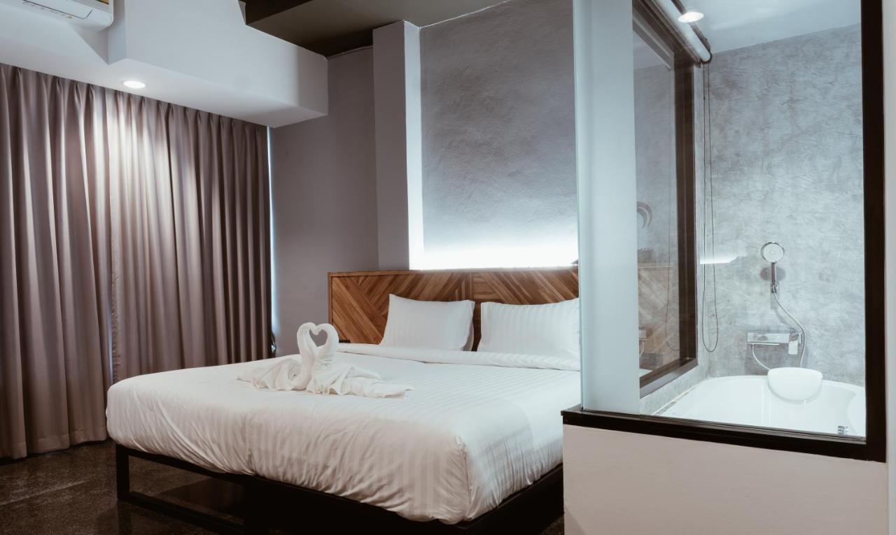 Ou Hotel Пхитсанулок Экстерьер фото
